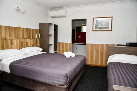 Hobart Tower Motel - Tourism Hervey Bay 9