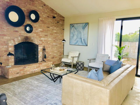 EMBRACING EVANDALE - Hosted By L'Abode Accommodation - Hervey Bay Accommodation 5