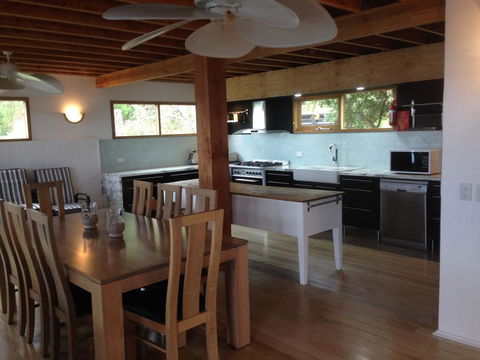 Driftwood Bay Of Fires - Hervey Bay Accommodation 9