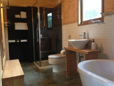 Driftwood Bay Of Fires - Hervey Bay Accommodation 6