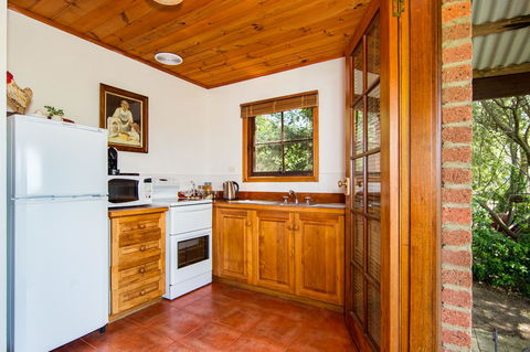 Wagners Cottages - Hervey Bay Accommodation 33