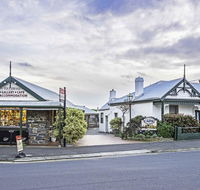 Touchwood Cottages - Hervey Bay Accommodation