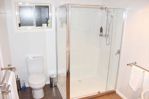 Seaview Apartment - Hervey Bay Accommodation 2