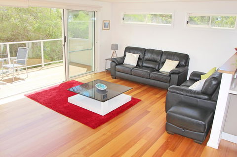 Seaview Apartment - Hervey Bay Accommodation 8