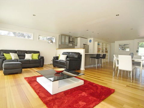 Seaview Apartment - Hervey Bay Accommodation 0