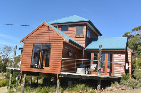 The Tree House - Hervey Bay Accommodation 1