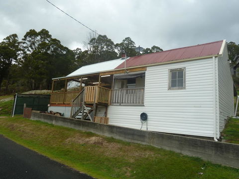 Riders Hut - Derby - Hervey Bay Accommodation 0