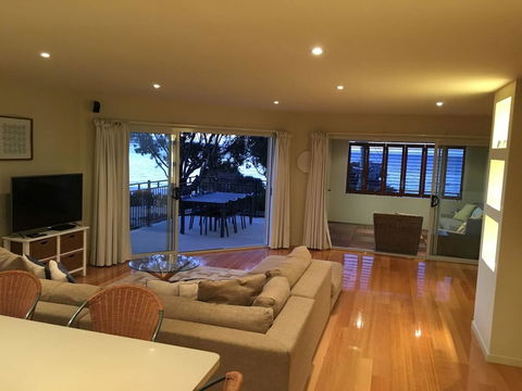 Villa 2 Bay Of Fires - Hervey Bay Accommodation 4
