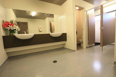 Swansea Backpacker Lodge - Hervey Bay Accommodation 9