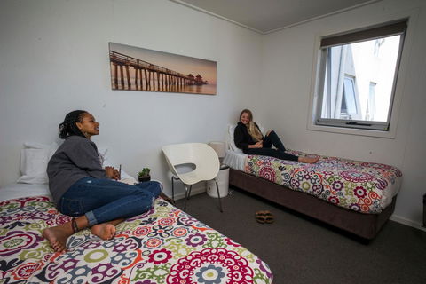 The Island Accommodation - Tourism Hervey Bay 3