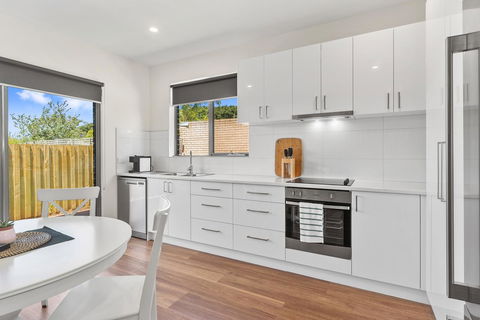 Rosewater Townhouses Dromana - Tourism Hervey Bay 8