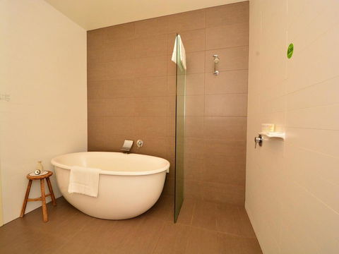 Mornington Hotel - Tourism Hervey Bay 28
