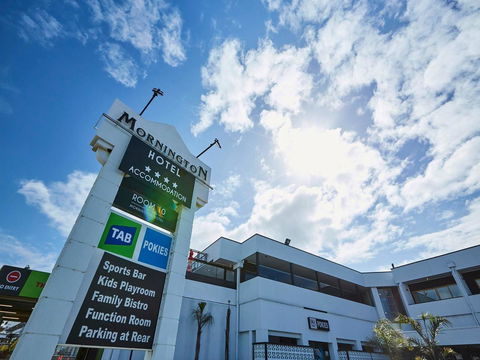 Mornington Hotel - Tourism Hervey Bay 4