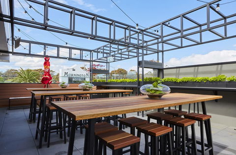 Mornington Hotel - Tourism Hervey Bay 7