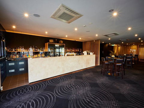 Mornington Hotel - Tourism Hervey Bay 17