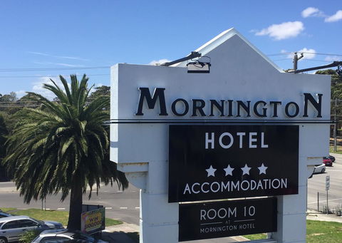 Mornington Hotel - Tourism Hervey Bay 5
