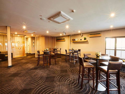 Mornington Hotel - Tourism Hervey Bay 16