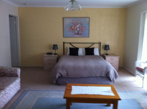 The Balnarring Motel - Tourism Hervey Bay 2