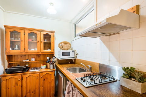 Avalon House - Tourism Hervey Bay 43