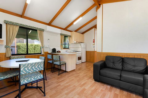 Bright Riverside Holiday Park - Hervey Bay Accommodation 23