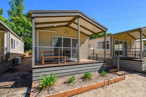 Bright Riverside Holiday Park - Hervey Bay Accommodation 0