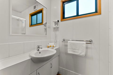 Bright Riverside Holiday Park - Hervey Bay Accommodation 20