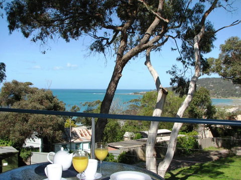 Lorne Surf Apartments - Hervey Bay Accommodation 3