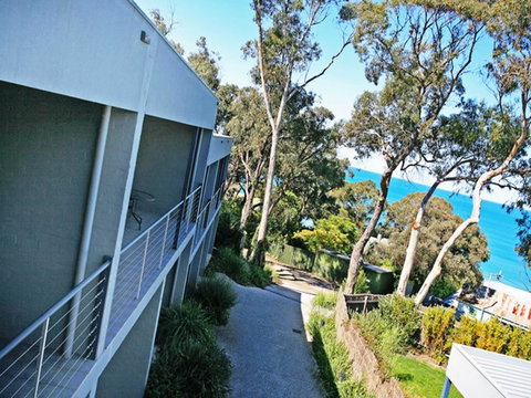 Lorne Surf Apartments - Hervey Bay Accommodation 10