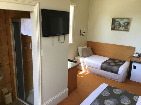 Campbell St Lodge - Hervey Bay Accommodation 19