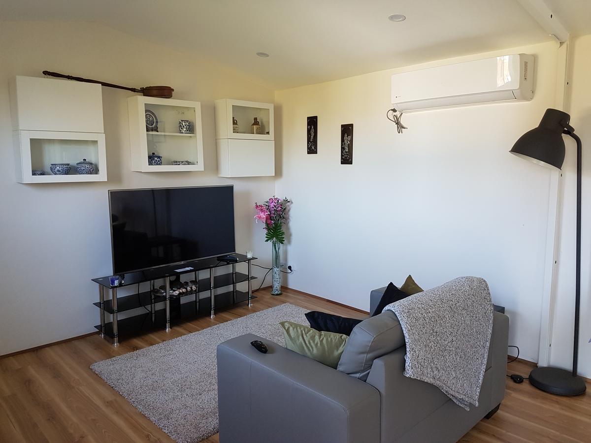 Kerrie VIC Hervey Bay Accommodation