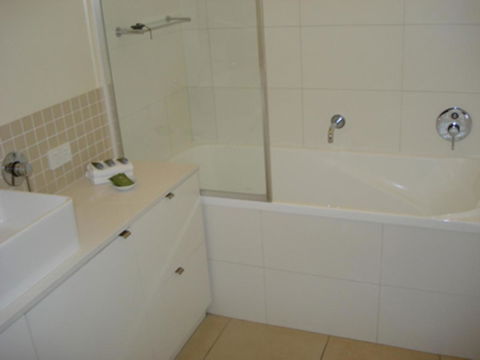 The Victoria Apartments - Tourism Hervey Bay 26