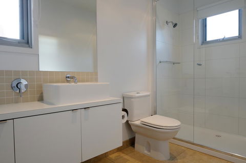 The Victoria Apartments - Tourism Hervey Bay 12