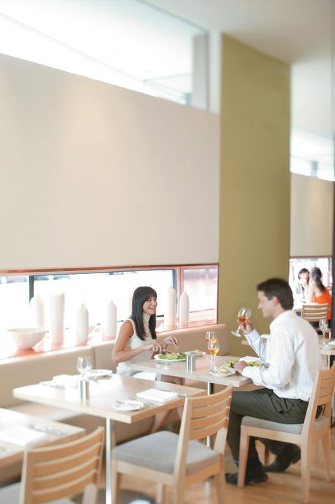 Crown Promenade Melbourne - Hervey Bay Accommodation 12