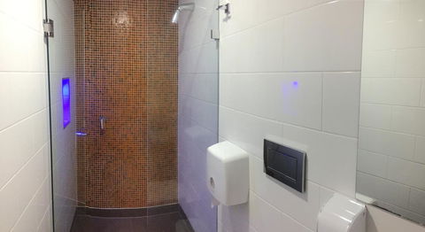 Europa Melbourne - Hervey Bay Accommodation 12