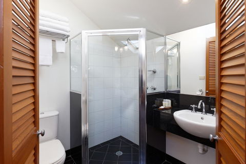 54 On Bank - Hervey Bay Accommodation 17