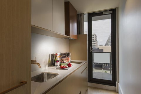 Brady Hotels Central Melbourne - Tourism Hervey Bay 8