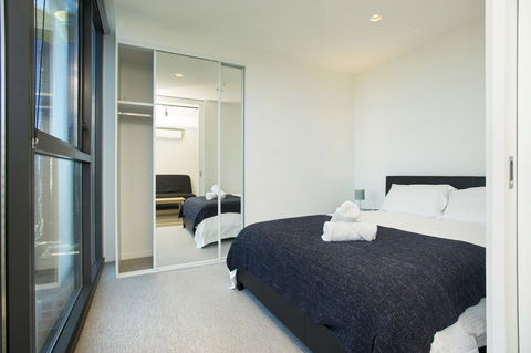 Mono Apartments On La Trobe Street - Hervey Bay Accommodation 14