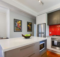 Boutique Stays Sandyside- Sandringham Villa Units - Tourism Hervey Bay