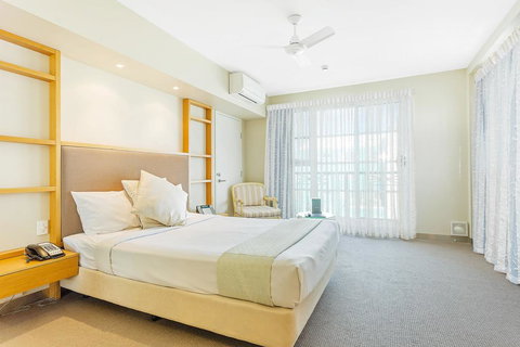 Deep Blue Hotel & Hot Springs - Hervey Bay Accommodation 18