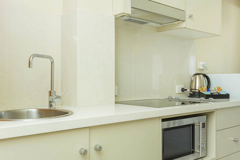 Deep Blue Hotel & Hot Springs - Hervey Bay Accommodation 35