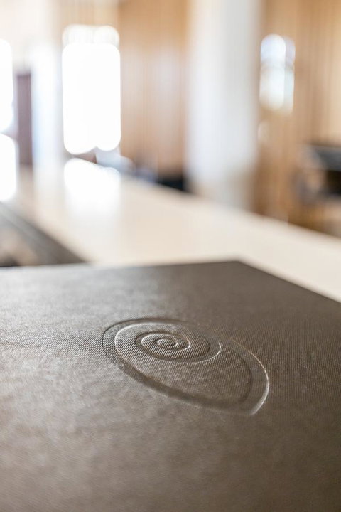 Deep Blue Hotel & Hot Springs - Hervey Bay Accommodation 3