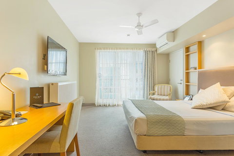 Deep Blue Hotel & Hot Springs - Hervey Bay Accommodation 27
