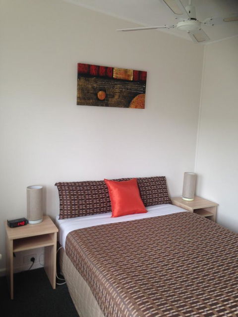 Beachcomber Motel & Apartments - Tourism Hervey Bay 39