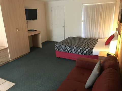 Beachcomber Motel & Apartments - Tourism Hervey Bay 8