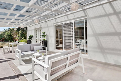 Sandymount - Hervey Bay Accommodation 16