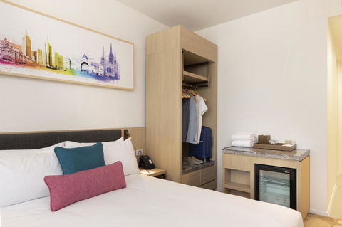 Ibis Melbourne Central - Tourism Hervey Bay 25