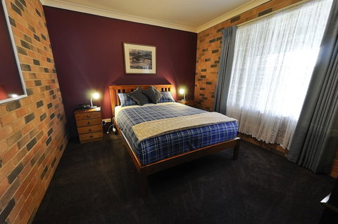 Greenvale Holiday Units - Hervey Bay Accommodation 8