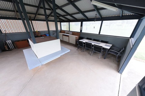 Greenvale Holiday Units - Hervey Bay Accommodation 10