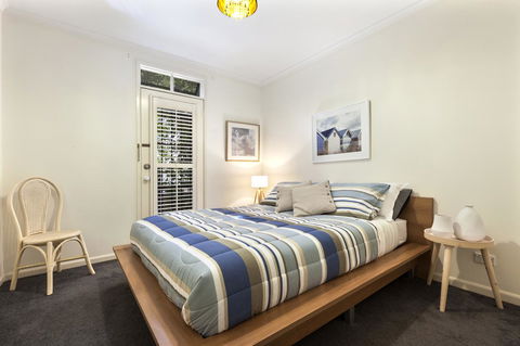 Melbourne Luxury Paradise - Tourism Hervey Bay 4