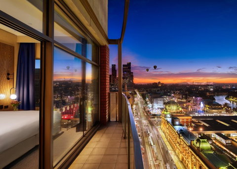 DoubleTree By Hilton Melbourne - Hervey Bay Accommodation 1